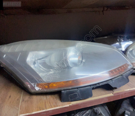 Citroen C4 picasso sağ ön far
