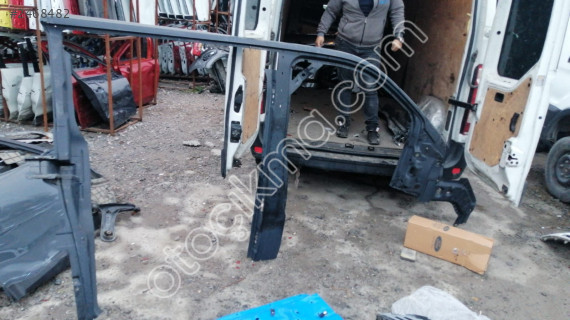 FORD CUSTOM SAĞ FIRANGART SACI ORJİNAL ÇIKMA