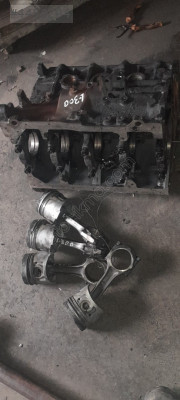 Mitsubishi L300 piston