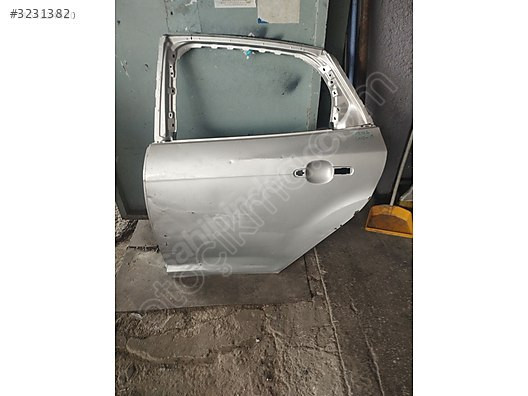 Ford focus 3 sol arka kapı