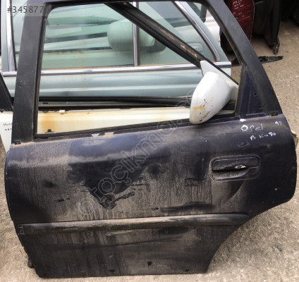 Opel Vectra B 1995-2002 Çıkma Sol Arka Kapı