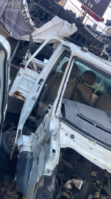 FORD TRANSİT SAĞ ŞASE KONUK OTO