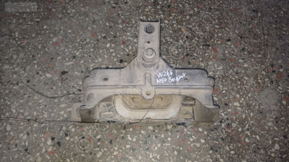 A2462402517 Mercedes W176 W117 Benzinli Sağ Ön Motor Kulağı