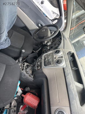 Dacia dokker hurda belgeli parça parça satılık