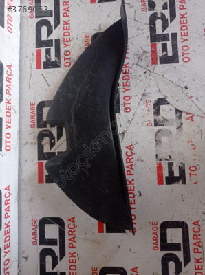 RENAULT MEGANE 4 GÖĞÜS YAN KAPAĞI SOL 689212460R