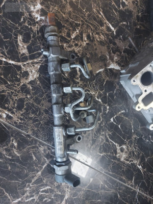 VW PASSAT B7 2.0 TDİ ÇIKMA ENJEKTÖR KÜTÜĞÜ