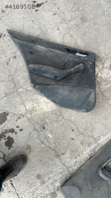 Bmw e46 sol arka kapı yüzü bakalit