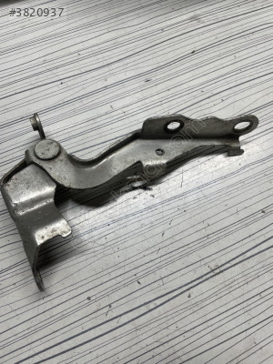 Toyota corolla 02-06 kaput menteşesi