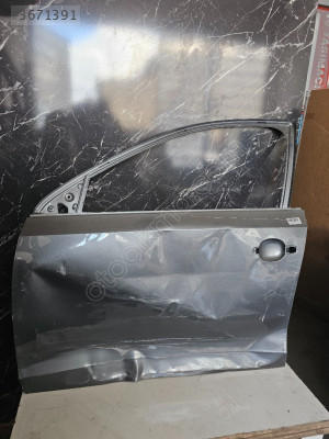 VOLKSWAGEN JETTA SOL ÖN KAPI 5C6831055
