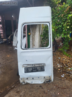Renault mastar 3bagaj kapağı