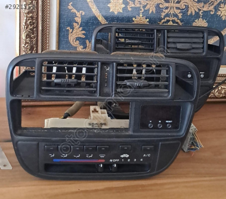 Honda Civic İes Çıkma Orjinal  Teyp Çerçevesi