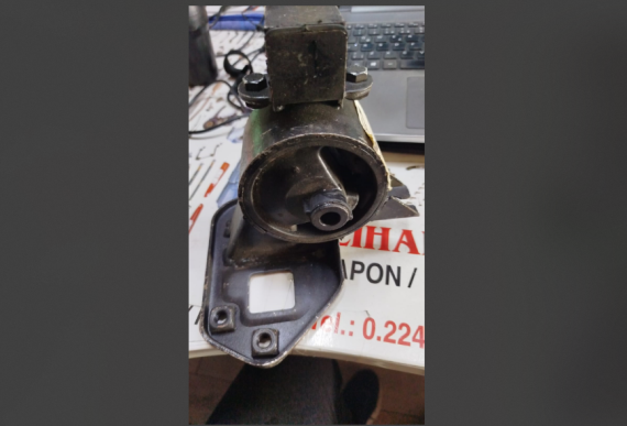 HYUNDAİ ACCENT MOTOR TAKOZU SOL 03-06 DİZEL 21830-25700