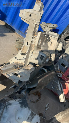 DACİA DOKKER SAĞ ÇEYREK ŞASE OTO FEDAİ
