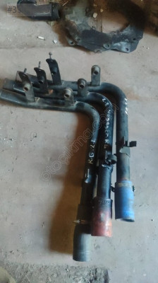 02-07 Chrysler Voyager çıkma radyatör su borusu