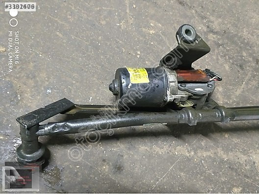 Renault Master 2 cam silecek motor kolları ile beraber