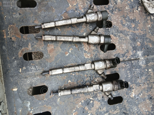 Fiat doblo 1.3 euro 4 multijet enjektör takım çıkma