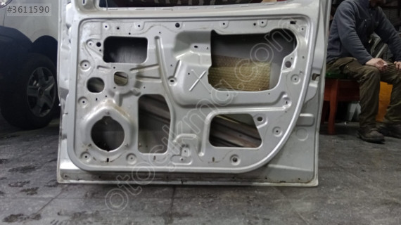 Orijinal Fiat Fiorino Sağ Ön Kapı - Çıkma Parça