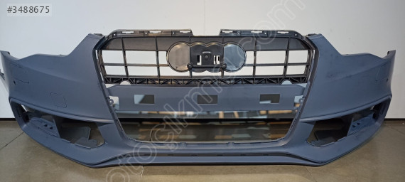 AUDİ A5 SLİNE 2012 BOŞ ÖN TAMPON FAR YIKAMA KAPAKLARI ÜZERİNDE.