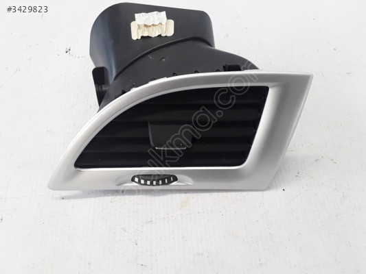 687600378R HAVALANDIRMA IZGARASI MEGANE III FLUENCE SAĞ