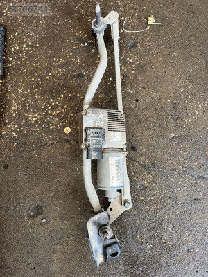 AUDİ A5 2012 MODEL2000 TFSI ÇIKMA ÖN CAM SİLGİ MOTORU