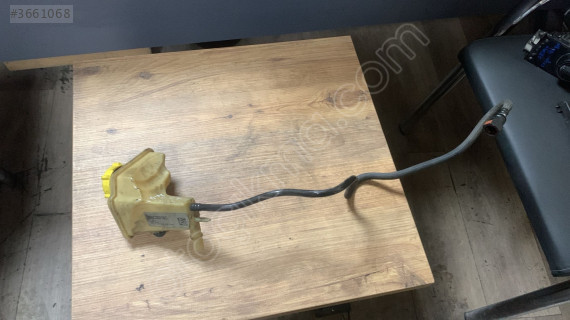2S6C3531BC ford fiesta hidrolik direksiyon yağ deposu