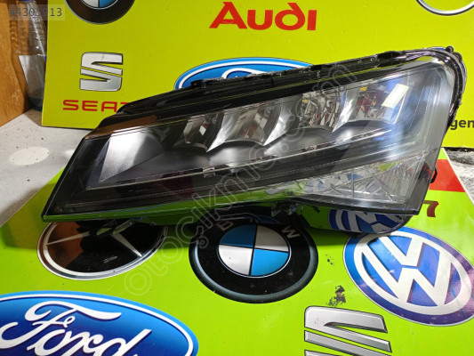 SKODA SÜPERB FULL LED SAĞ SOL FAR ORİJİNAL ÇIKMA FAR GARAGE