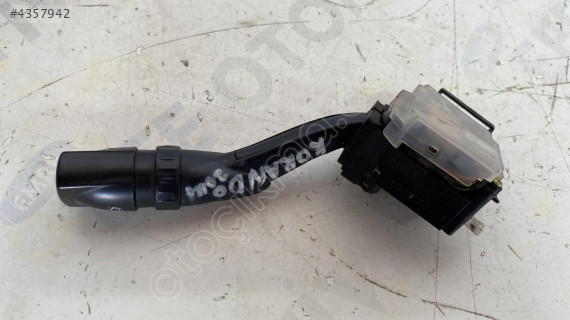 ssangyong korando sport 2014 çıkma orjinal sinyal kolu -son fiyat