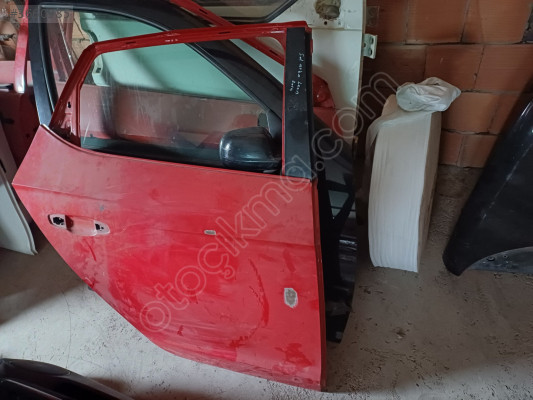 seat leon mk3 sağ arka kapı