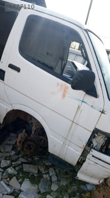 Toyota hiace sag ön kapı