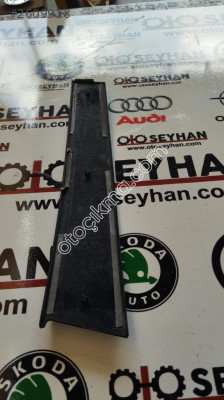82250-N7010 Hyundai Tucson 2022 ön sol kapı dış direk kaplaması