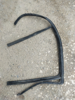 BMW 3 F30 KAPI CAM FİTİLİ ARKA SAĞ 7258328RH