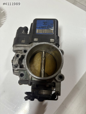 1354-1 433 414 BMW GAZ KELEBEĞİ