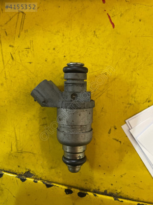 06A90603IBT AUDİ A3 ENJEKTÖR