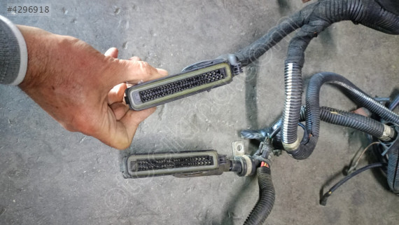 Renault Laguna 1 Megane 1 1.68 valf motor içi elektrik tesisatı