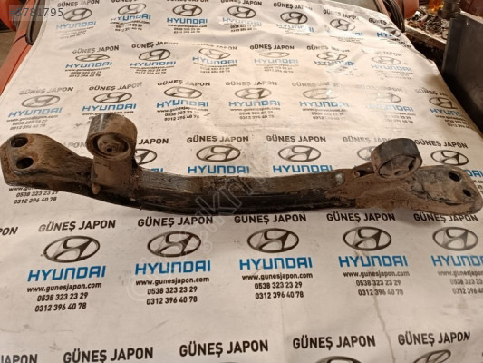 HYUNDAİ ELANTRA ALT MOTOR TRAVERSİ 1990-1994 ORJİNAL ÇIKMA YEDEK