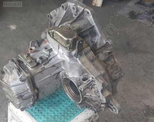 Uno 60s çıkma şanzıman