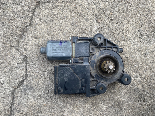 RENAULT MEGANE III SAĞ ÖN CAM MOTORU