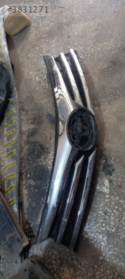Toyota Corolla ön panjur 2013-2016