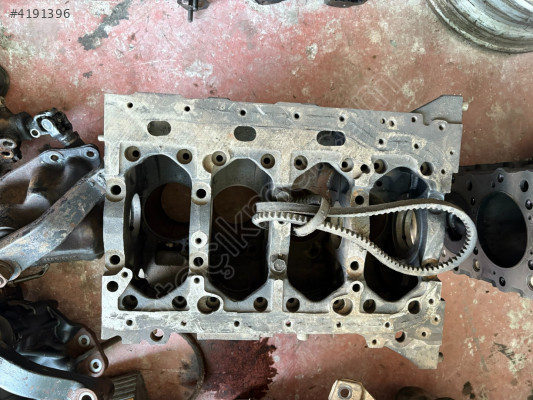 MİTSUBİSHİ FUSO CANTER EURO 4 BLOK ORJİNAL