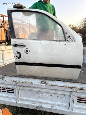 Tempra sağ ön kapı