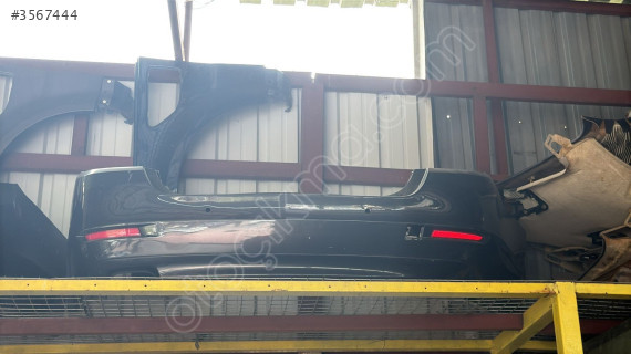 BMW F10 ARKA TAMPON