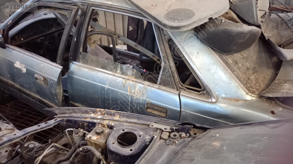 mazda 626 sol arka kapı