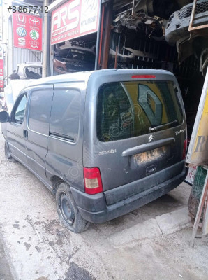 PEUGEOT  PARTNER   BAGAJ  KAPAĞI