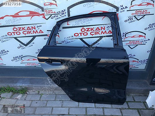 A3 2020-24 SAĞ ARKA KAPI ORJİNAL