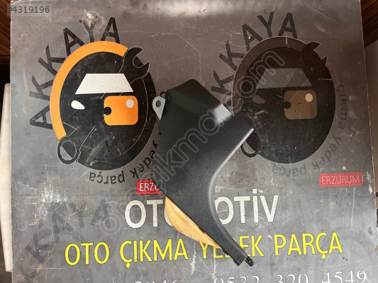 769115443R Clio 5 Sağ ön Eşik Kaplaması Orjinal Çıkma