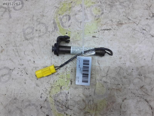 BMW X1 2022 2024 U11 KAPUT FİŞEĞİ 9883419