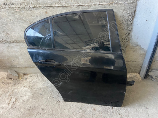 BMW E90 ORİJİNAL ARKA SAĞ KAPI