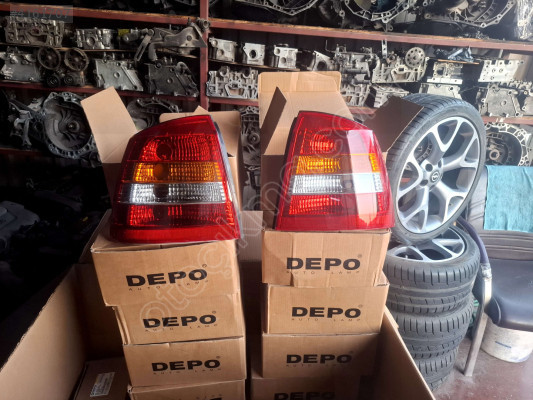 ÖZMEN OPEL ASTRA G HB SAĞ SOL ARKA STOP LAMBASI ÇİFT ADET