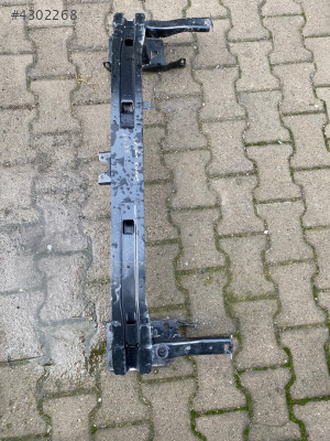 Skoda karoq ön tampon demiri 2017-2025