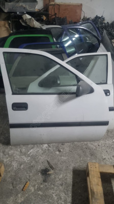 OPEL VECTRA A ÇIKMA ORJİNAL SAĞ ÖN KAPI
